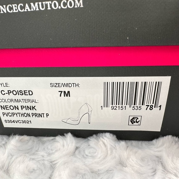 NIB Vince Camuto Neon Pink Snake Print Vinyl Clear Heels - Picture 7 of 7